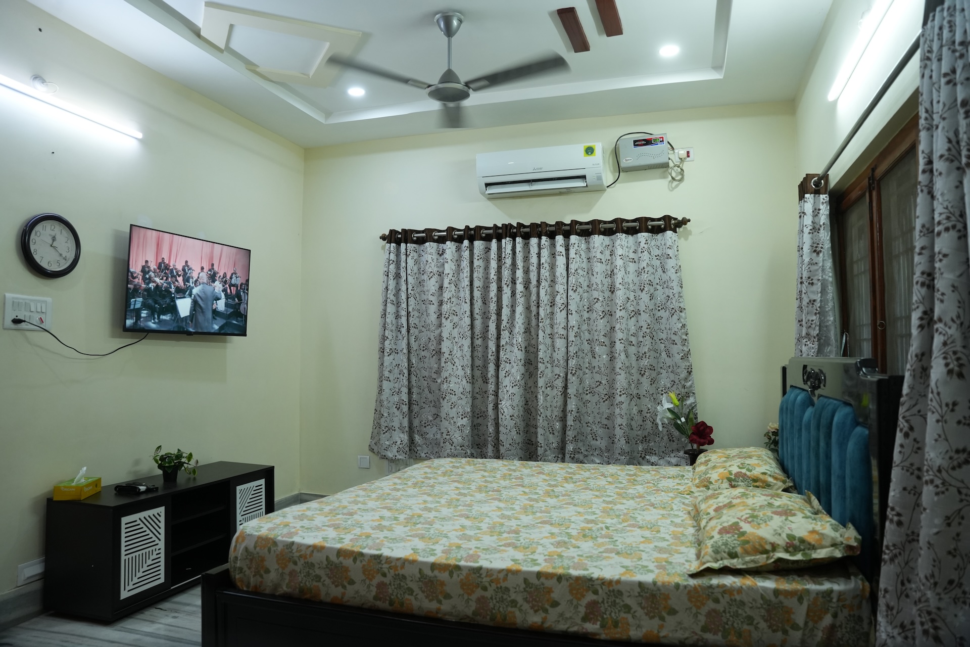 Room photo 2